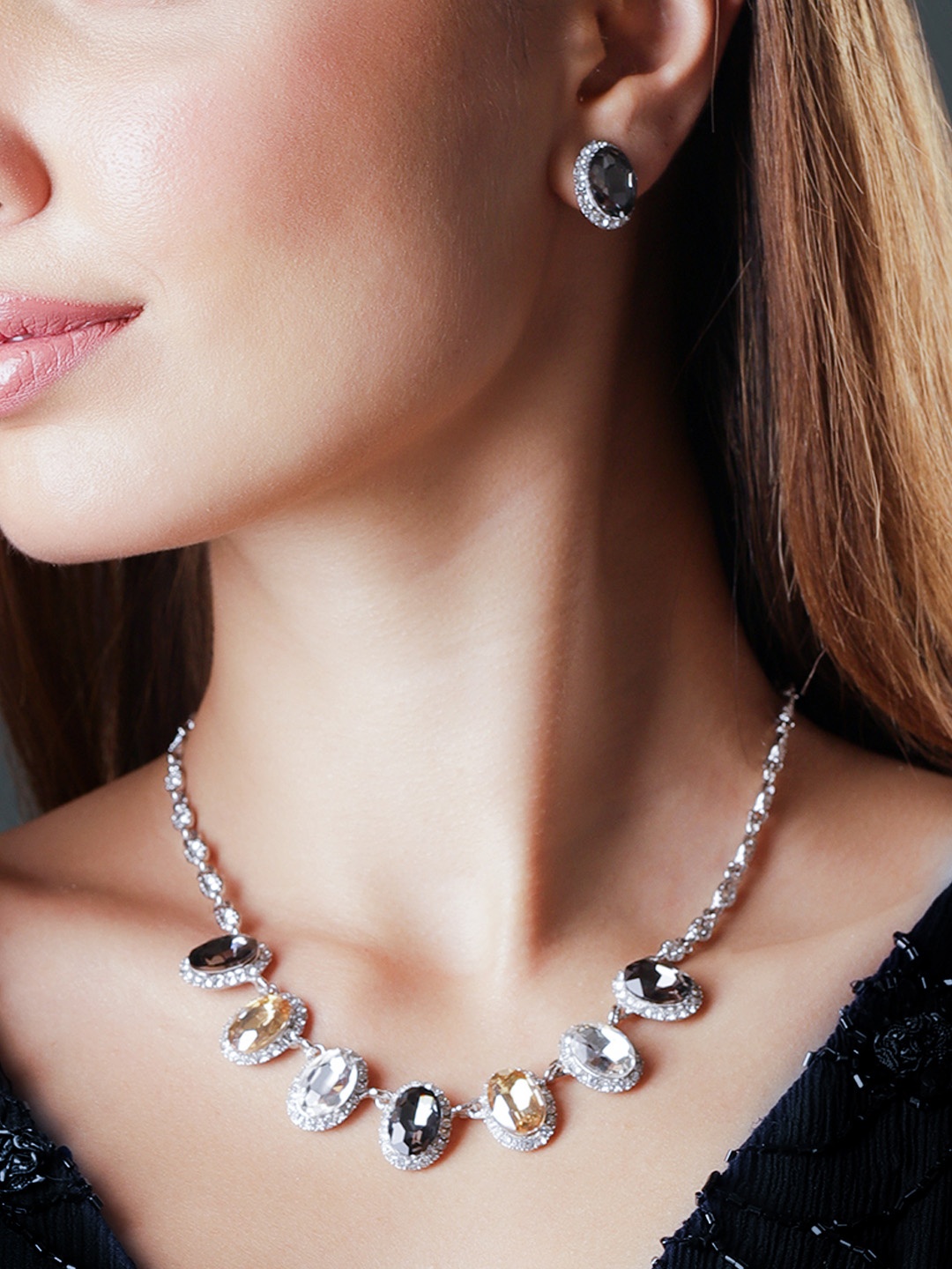 

Rubans Rhodium-Plated Royal Cubic Zirconia Studded Jewellery Set, Silver