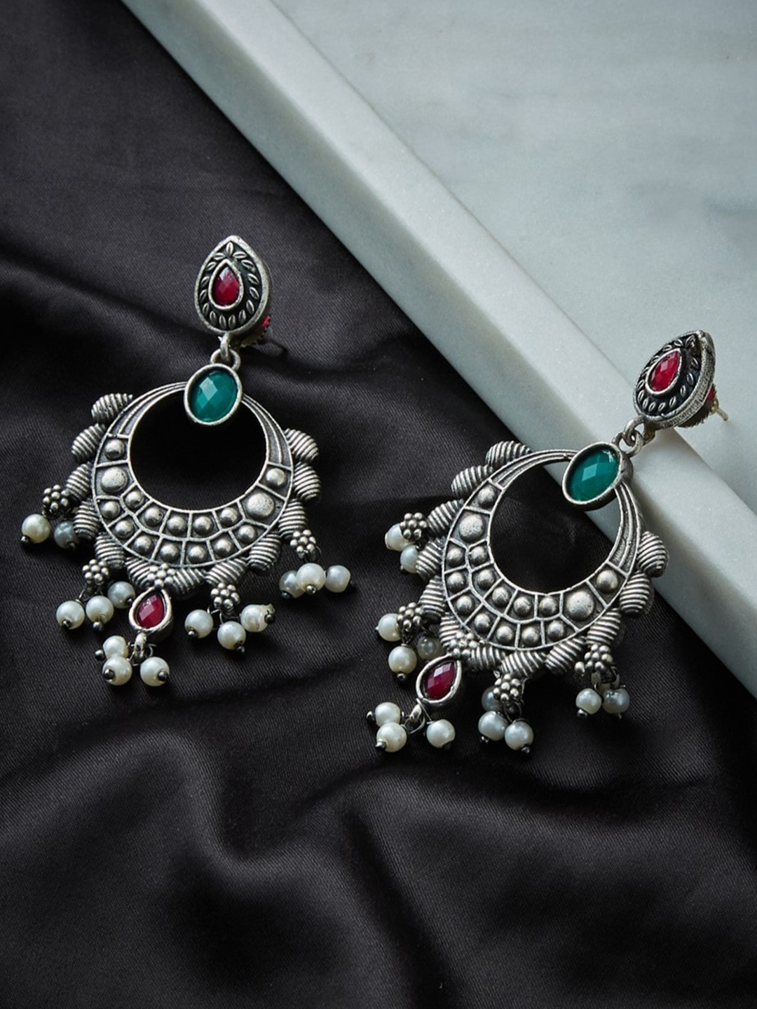 

ATIBELLE Contemporary Chandbalis Earrings, Silver