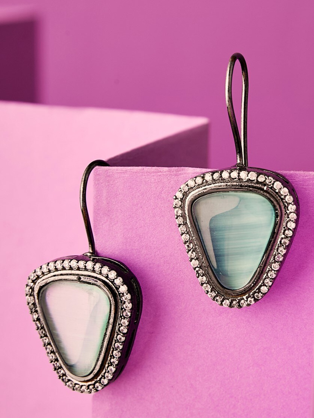 

ATIBELLE Contemporary Drop Earrings, Turquoise blue