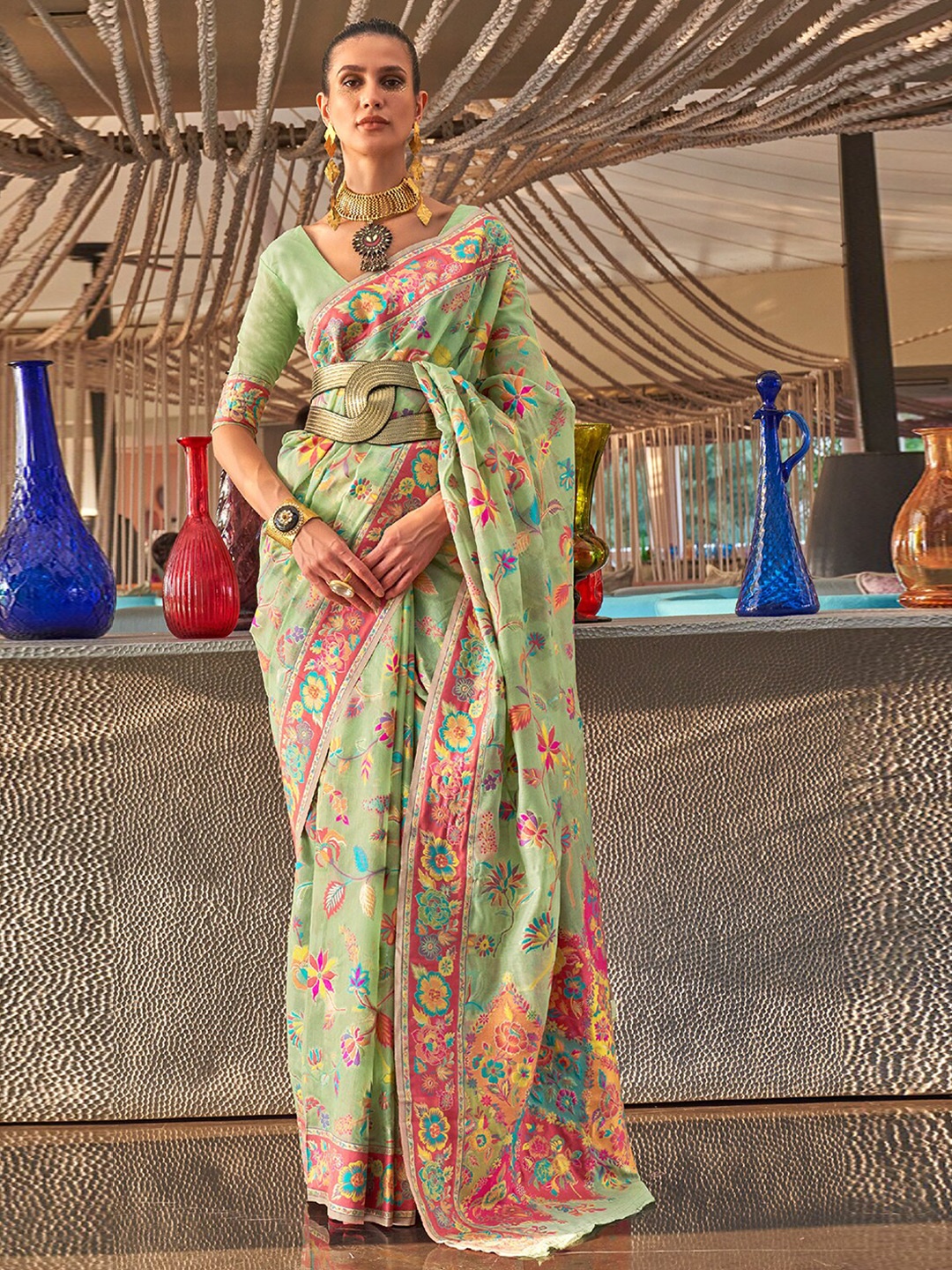 

DEVATITHI Woven Design Zari Silk Blend Saree, Green