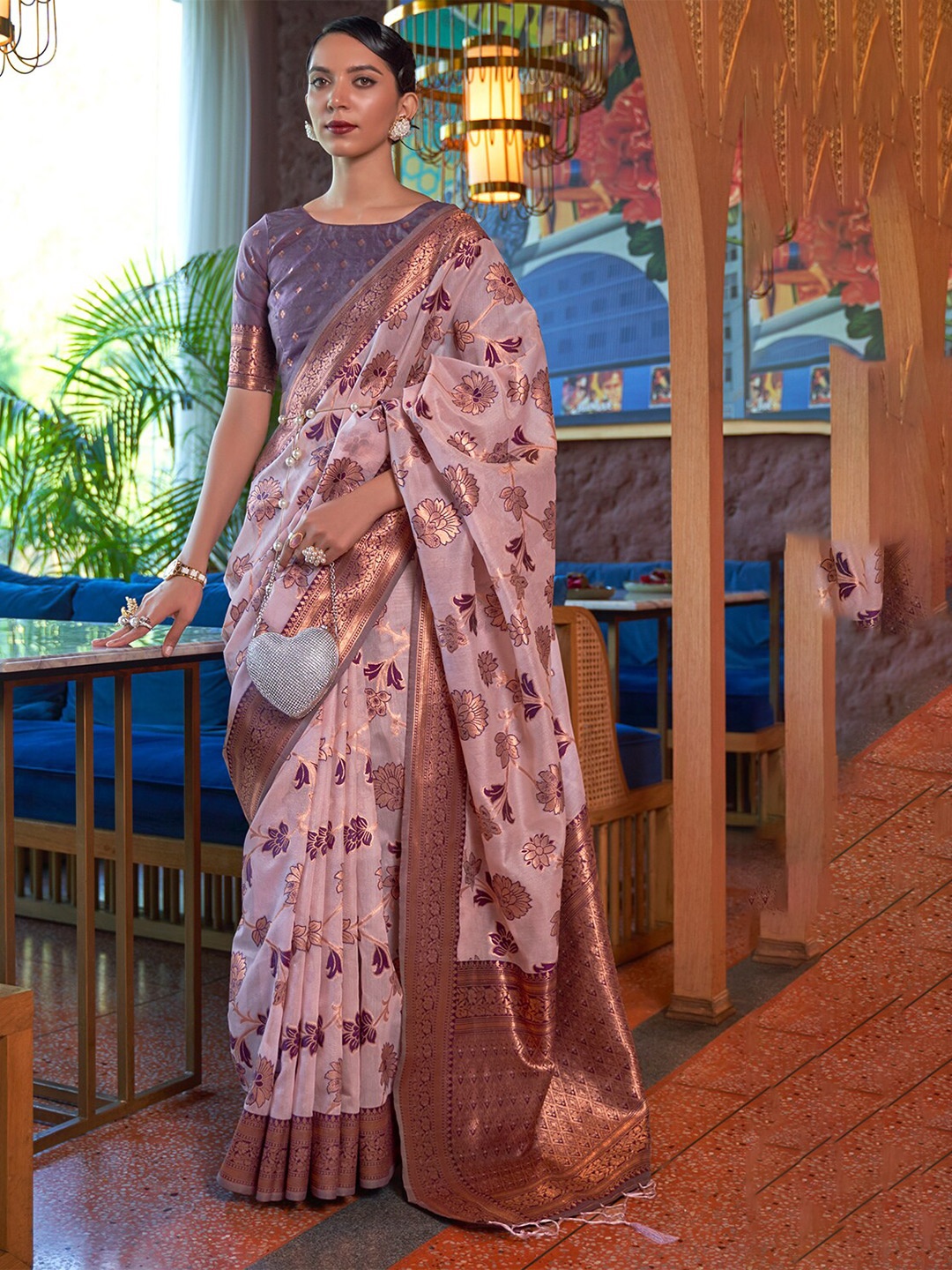 

DEVATITHI Woven Design Zari Organza Saree, Lavender