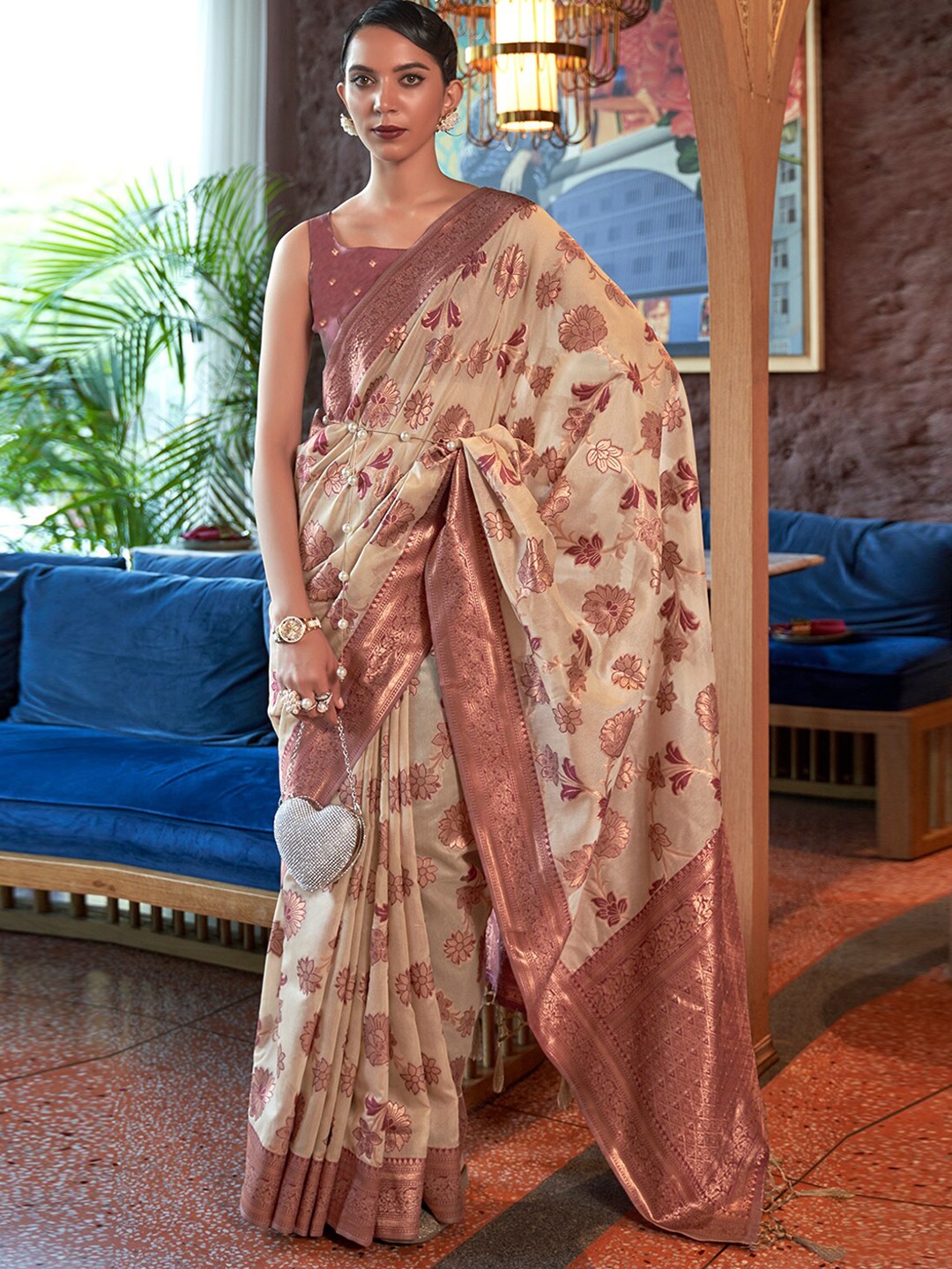 

DEVATITHI Woven Design Zari Organza Saree, Beige