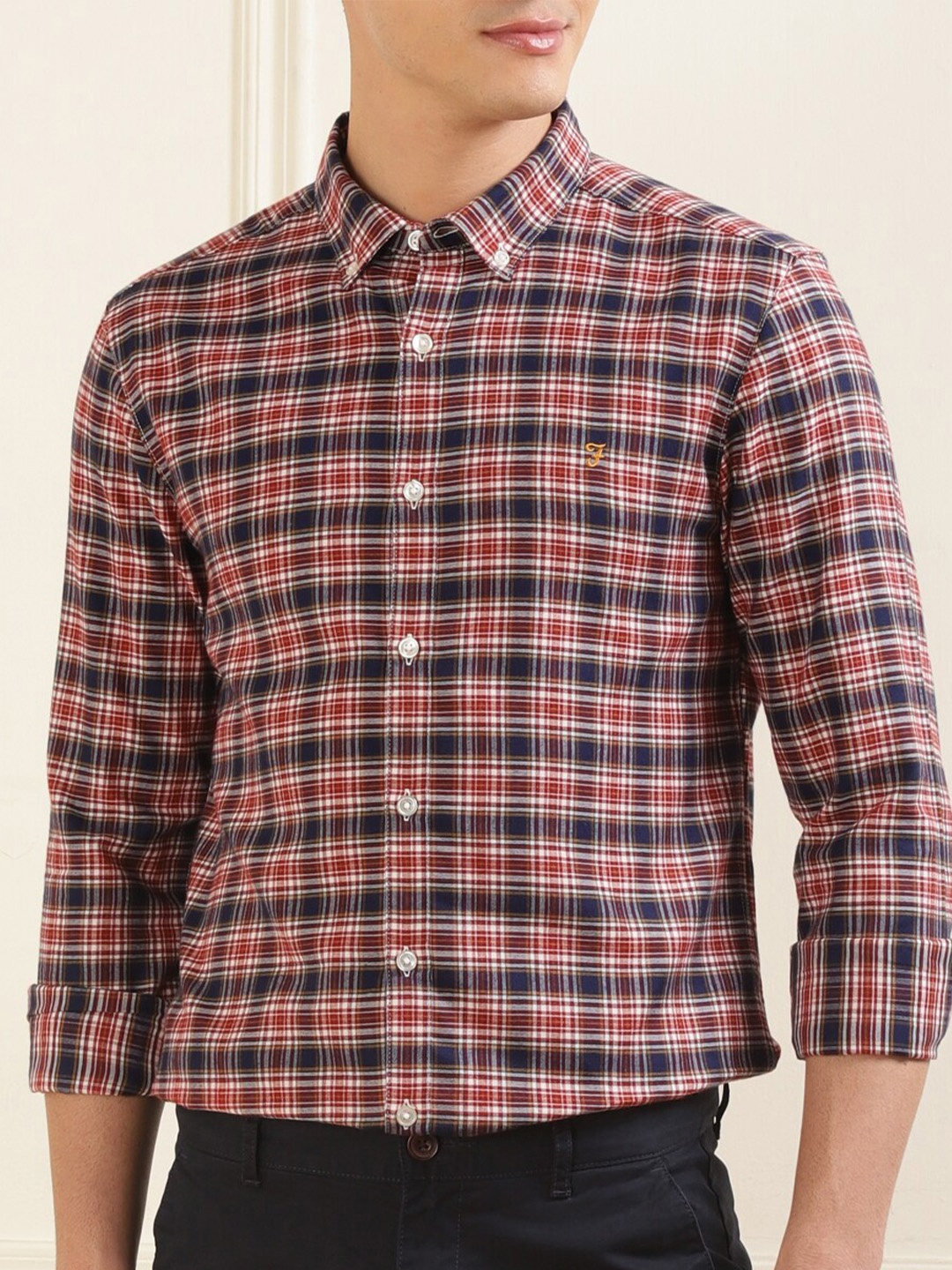 

Farah Men Slim Fit Opaque Checked Casual Shirt, Red