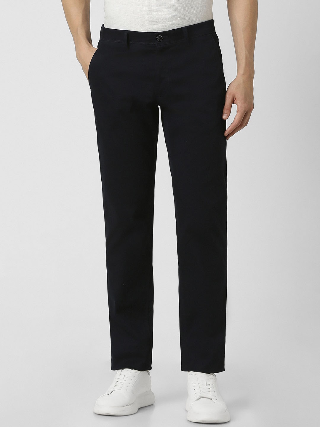 

Van Heusen Sport Men Slim Fit Trousers, Black