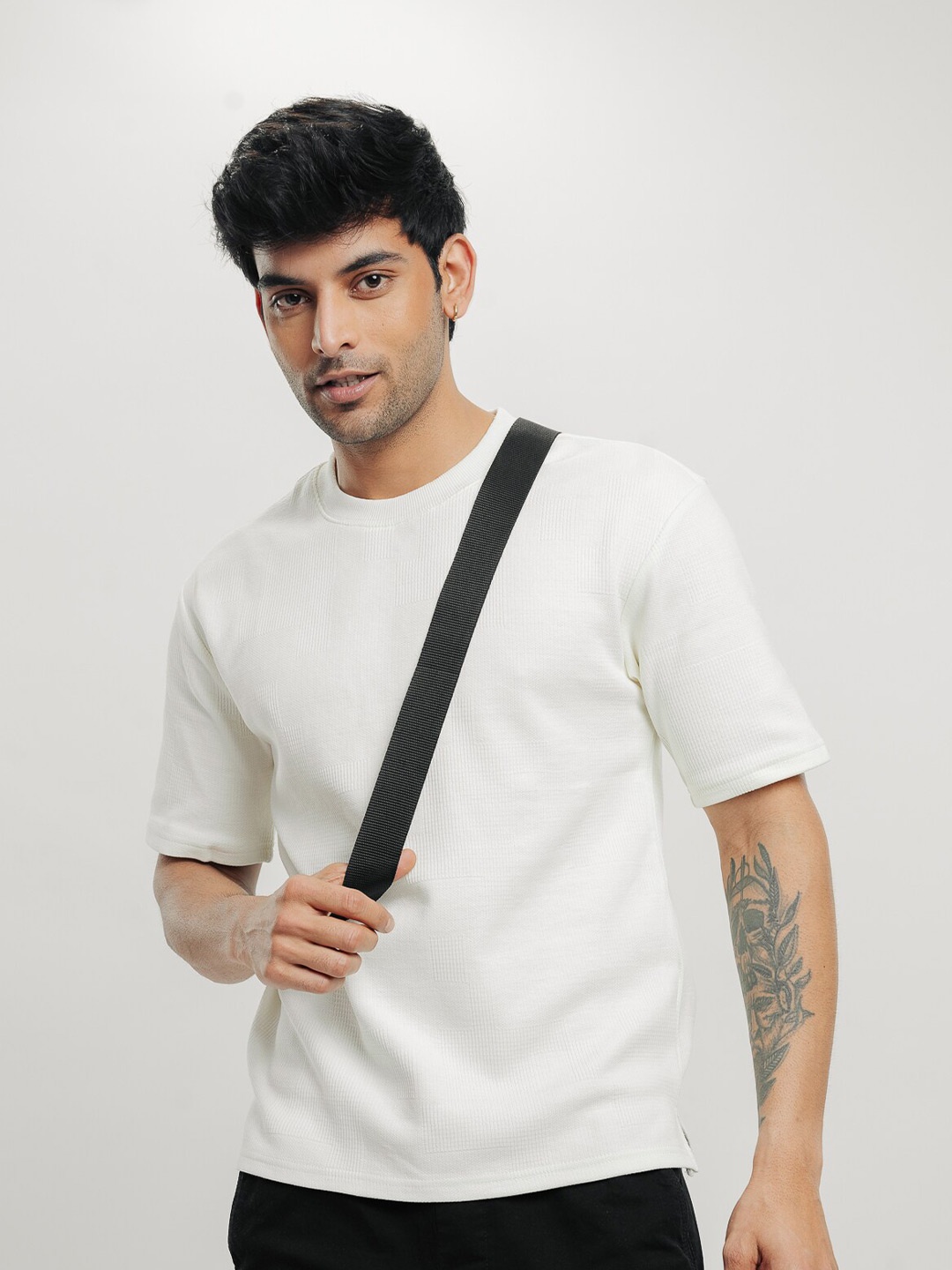 

FREAKINS Round Neck Short Sleeves Chiffon Regular T-shirt, White