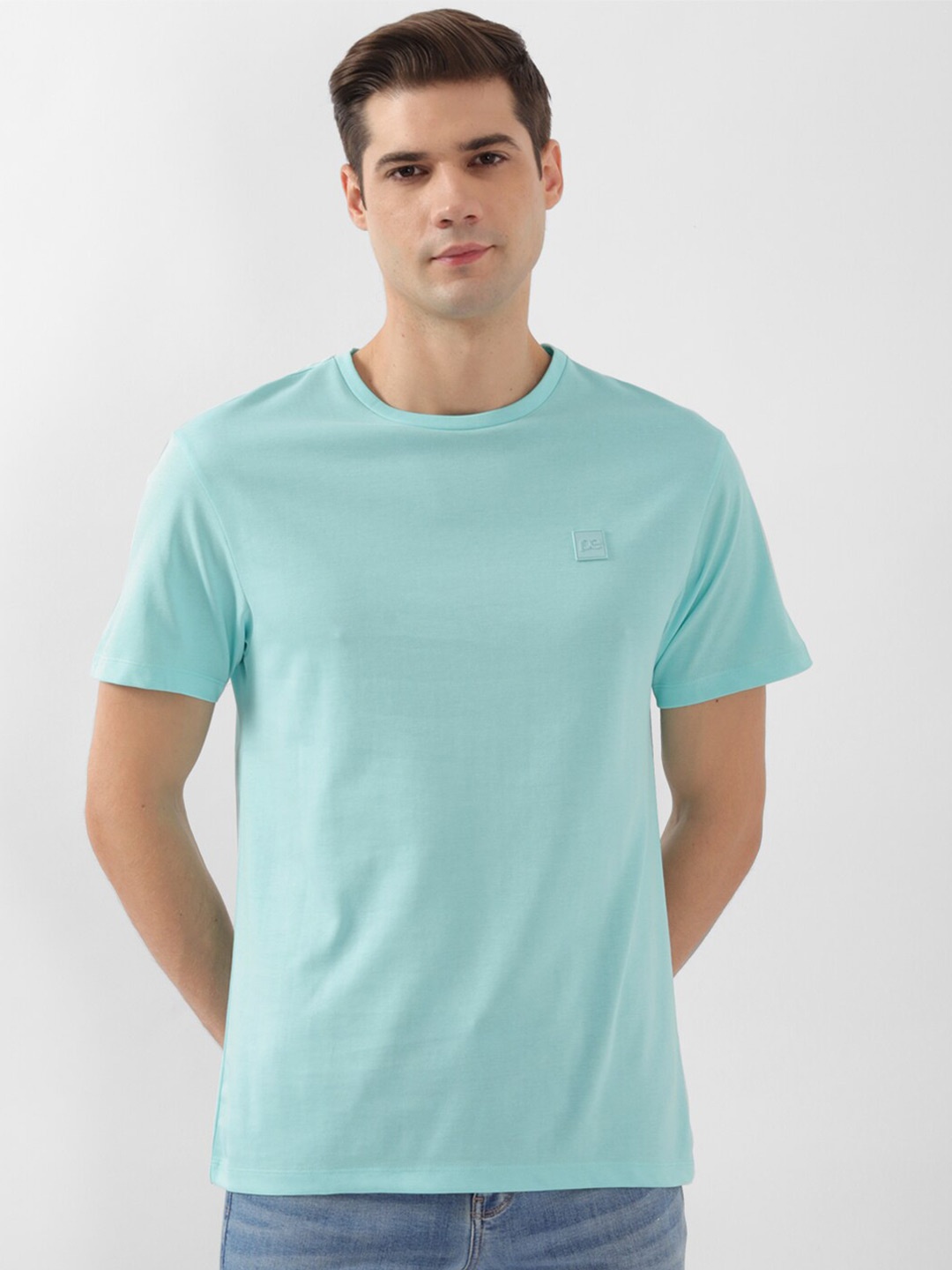 

Peter England Men V-Neck Pockets T-shirt, Blue