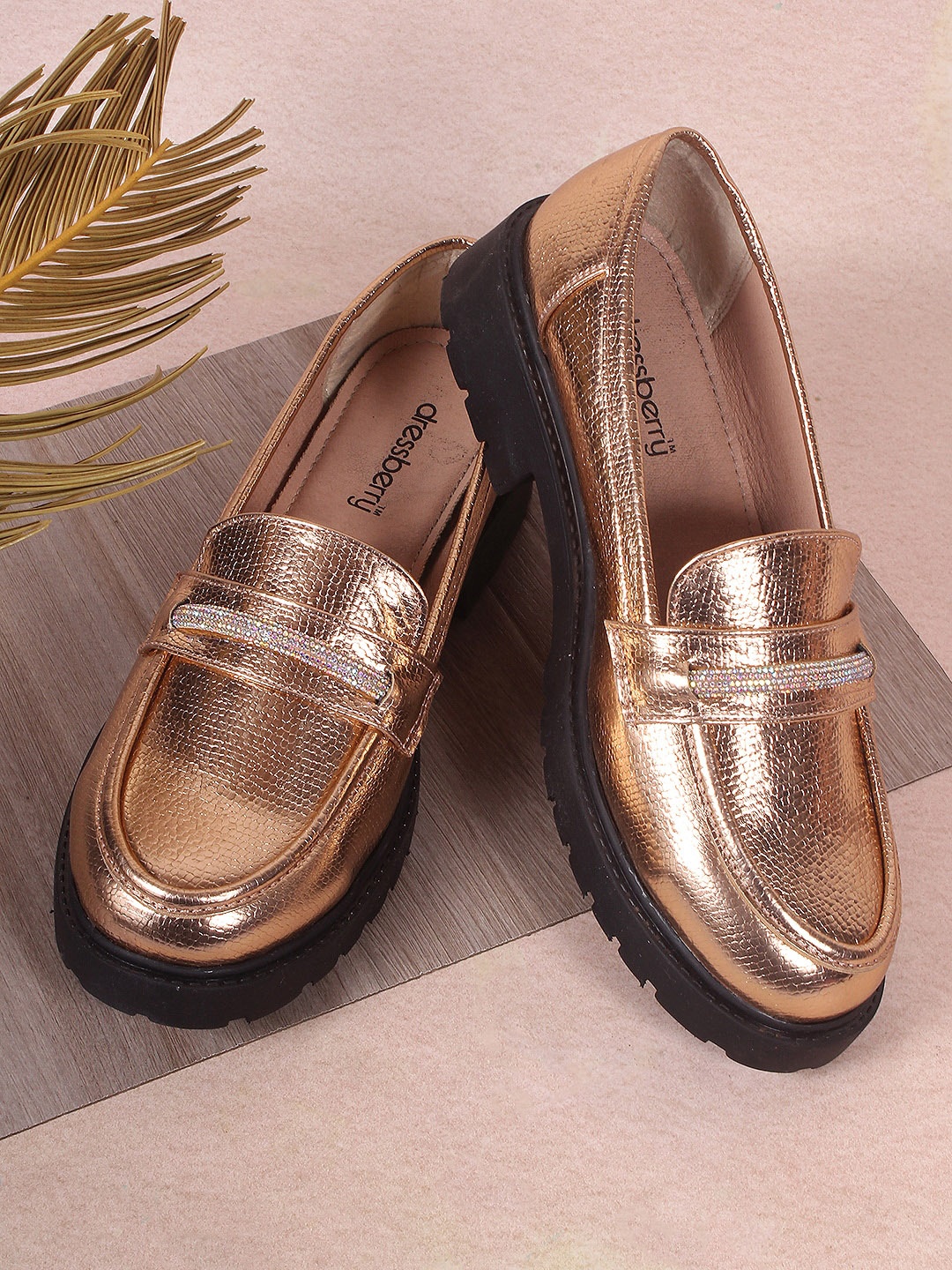 

DressBerry Women Textured Slip-On Sneakers, Rose gold