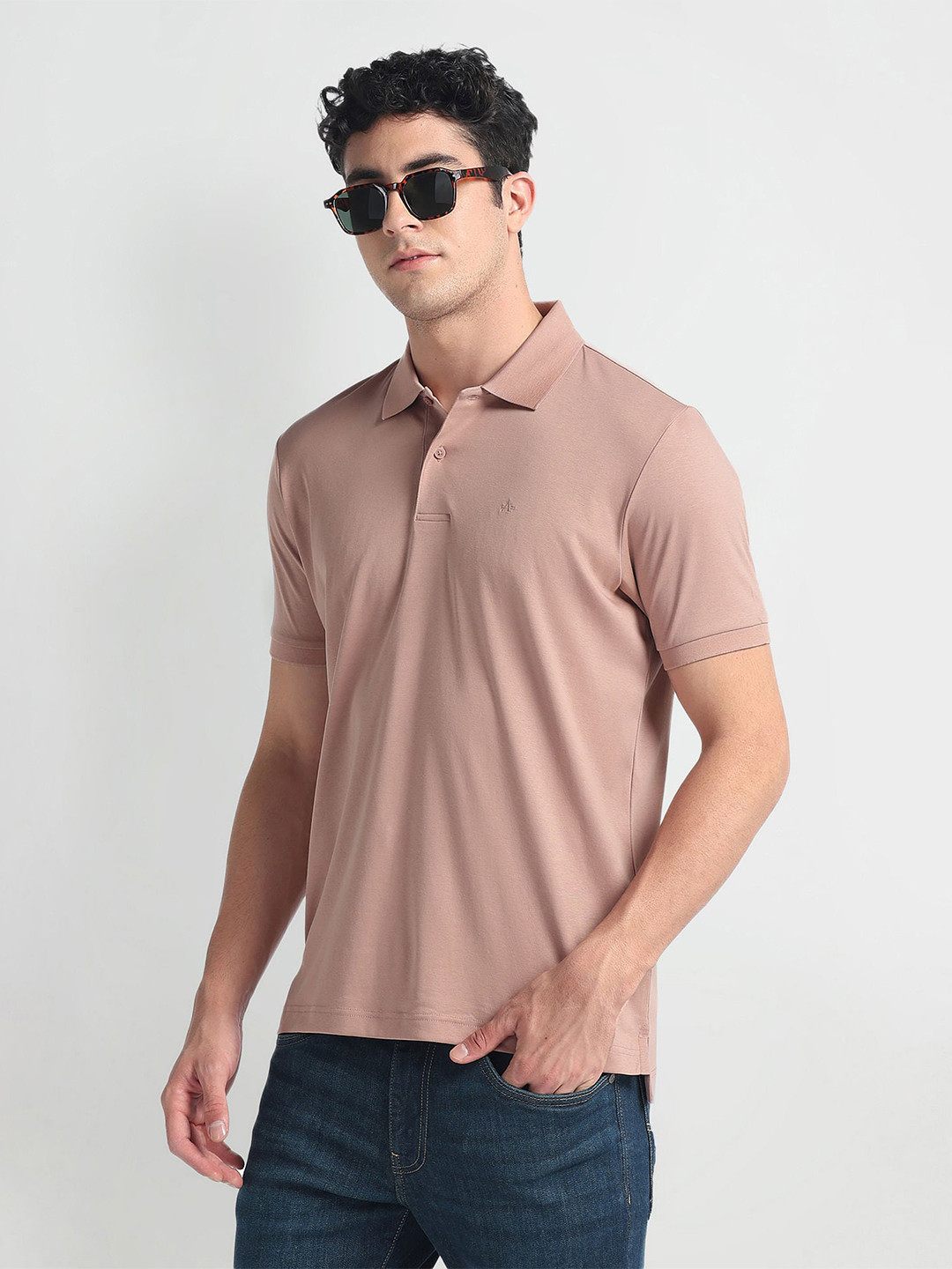 

Arrow Men Polo Collar Pockets T-shirt, Brown