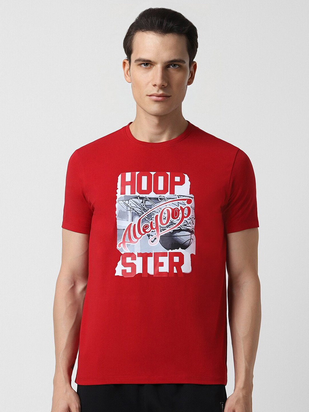 

Van Heusen Flex Men Typography Printed Applique T-shirt, Red