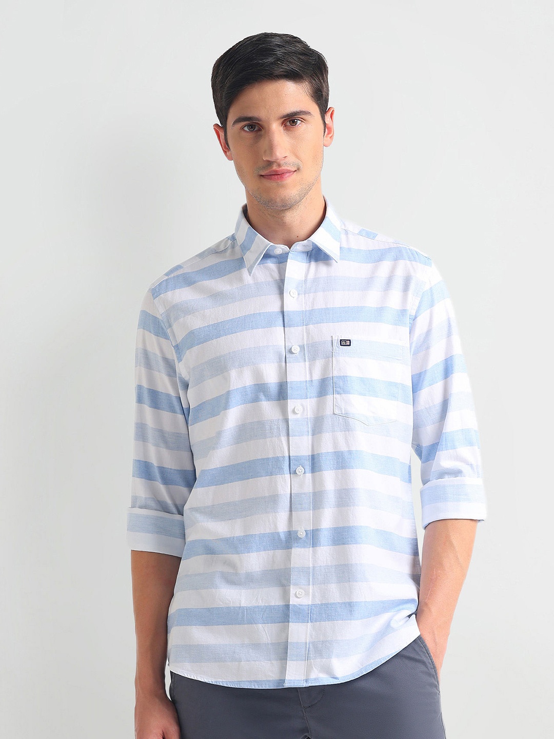 

Arrow Sport Men Slim Fit Horizontal Stripes Opaque Striped Casual Shirt, White