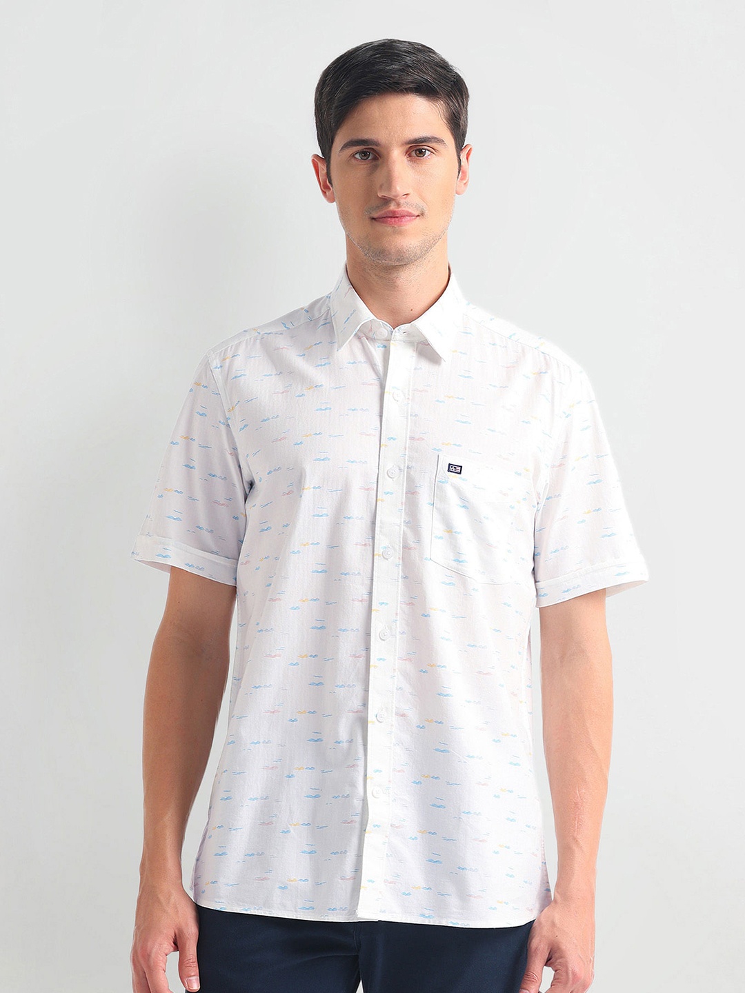 

Arrow Sport Men Slim Fit Horizontal Stripes Opaque Striped Casual Shirt, White