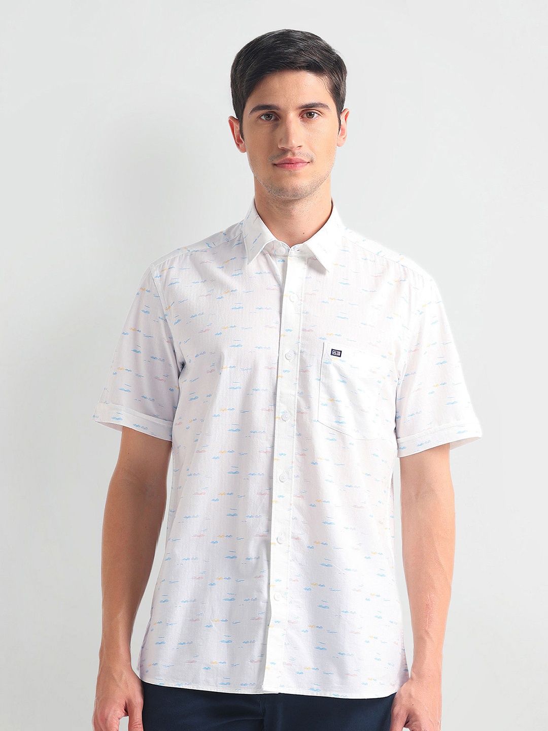 

Arrow Sport Men Slim Fit Horizontal Stripes Opaque Striped Casual Shirt, White