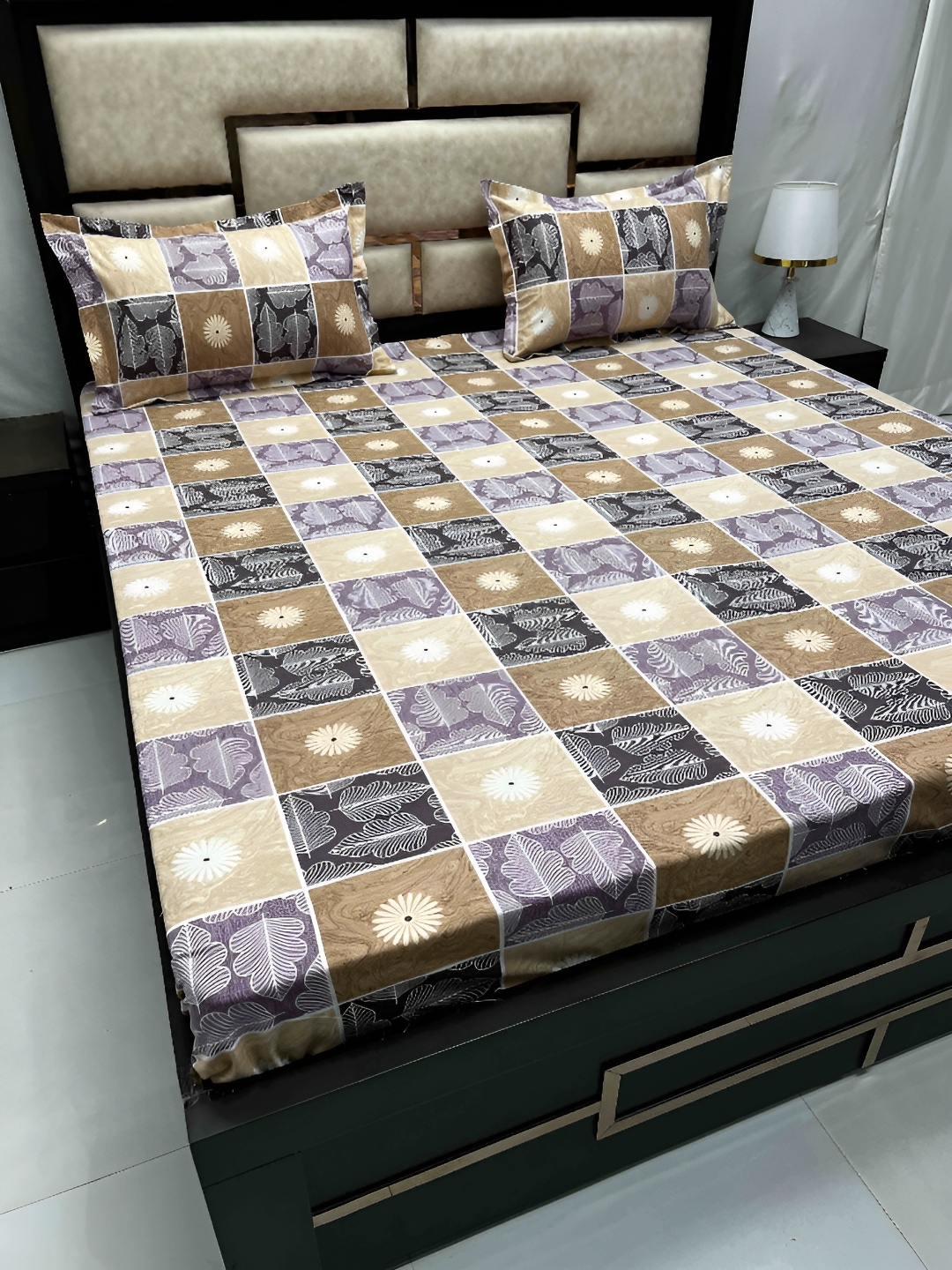 

Pure Decor Cotton Queen Size Double Bed Bedsheet With 2 Pillow Covers 90 in X 100 in, White