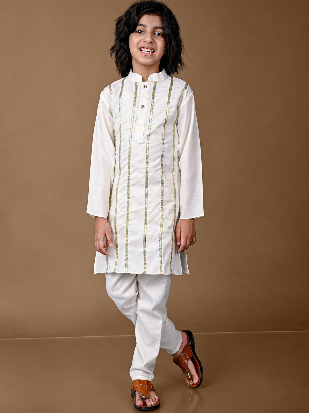 

VESHAM Boys Geometric Mirror Work Kurta, Beige