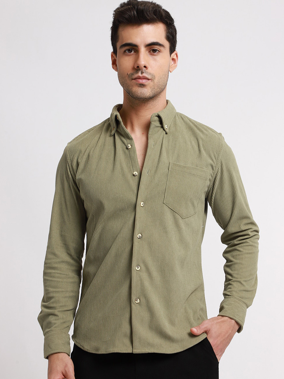 

Banana Club Men Relaxed Opaque Casual Shirt, Green