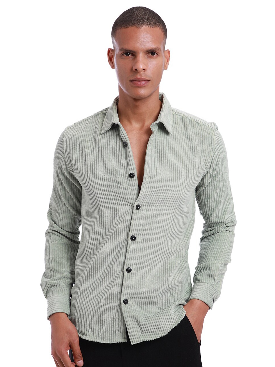 

Banana Club Men Relaxed Opaque Striped Casual Shirt, Green