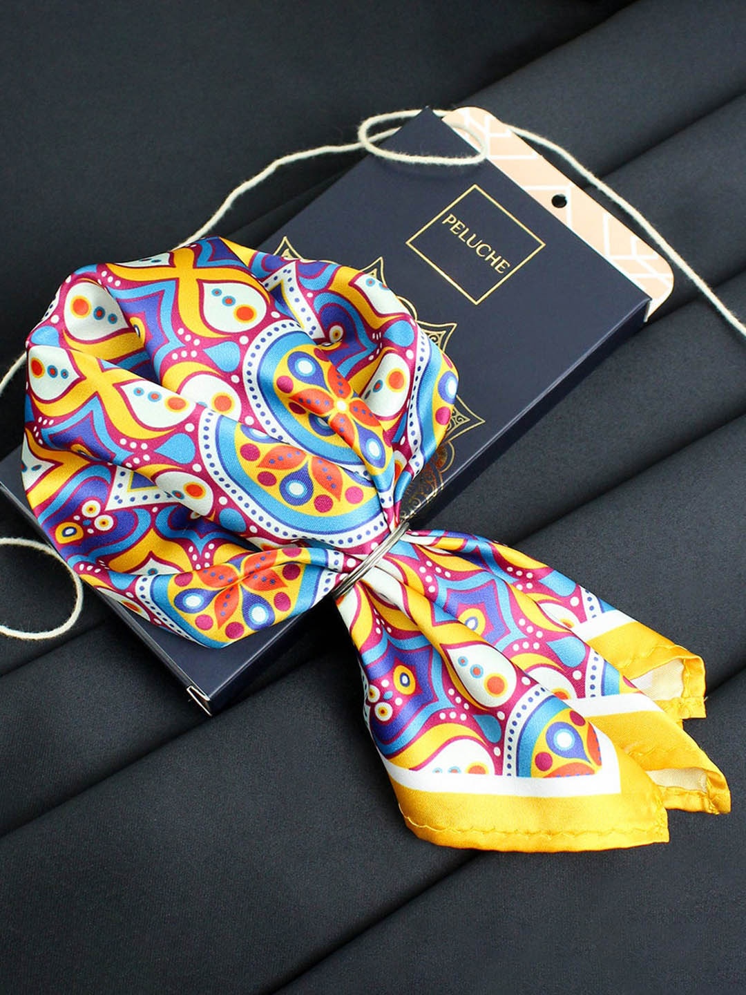 

Peluche Men Flourish Pocket Square, Yellow