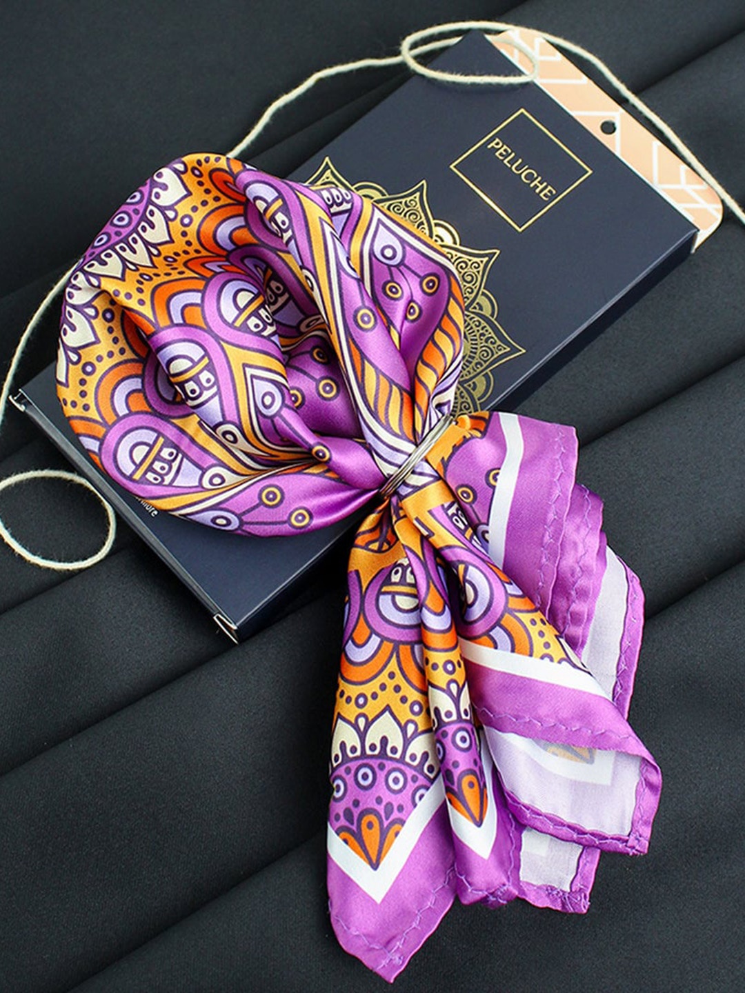 

Peluche Men Mandala Array Pocket Square, Pink