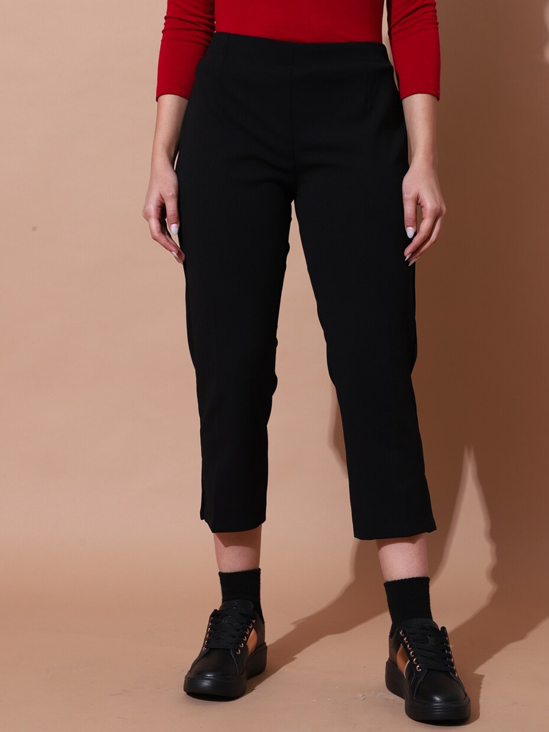

DressBerry Women Trousers, Black