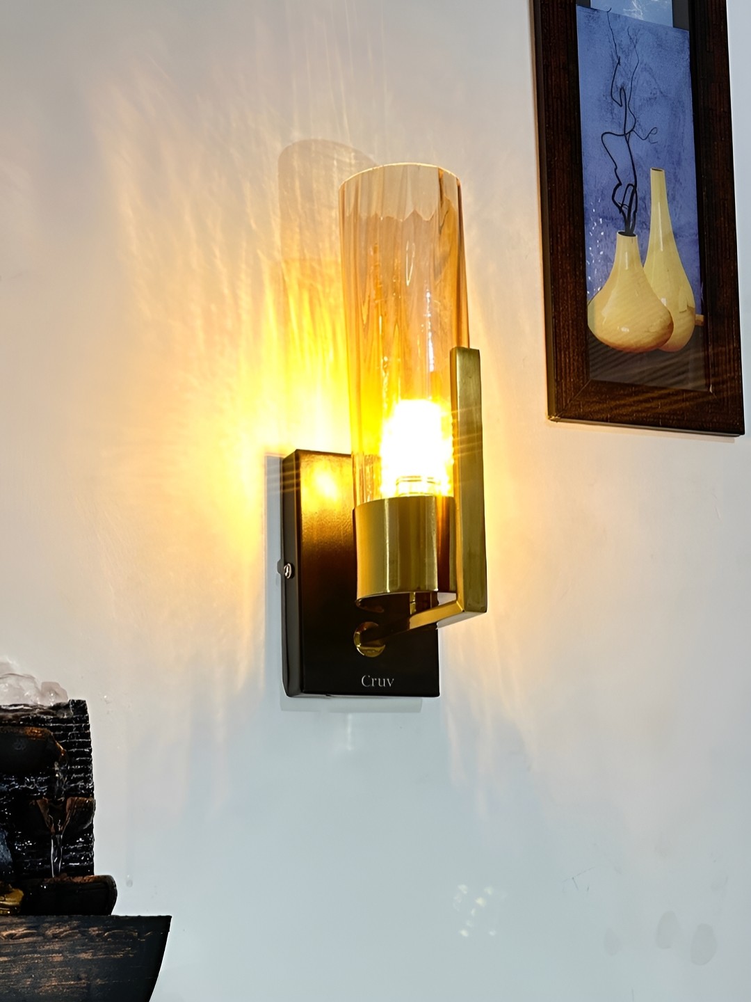 

Cruv Gold-Toned Metal Wall Lamp