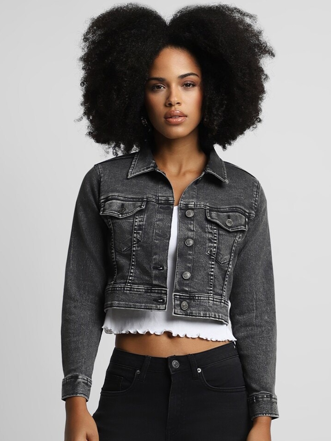 

FOREVER 21 Women Washed Crop Denim Jacket, Grey