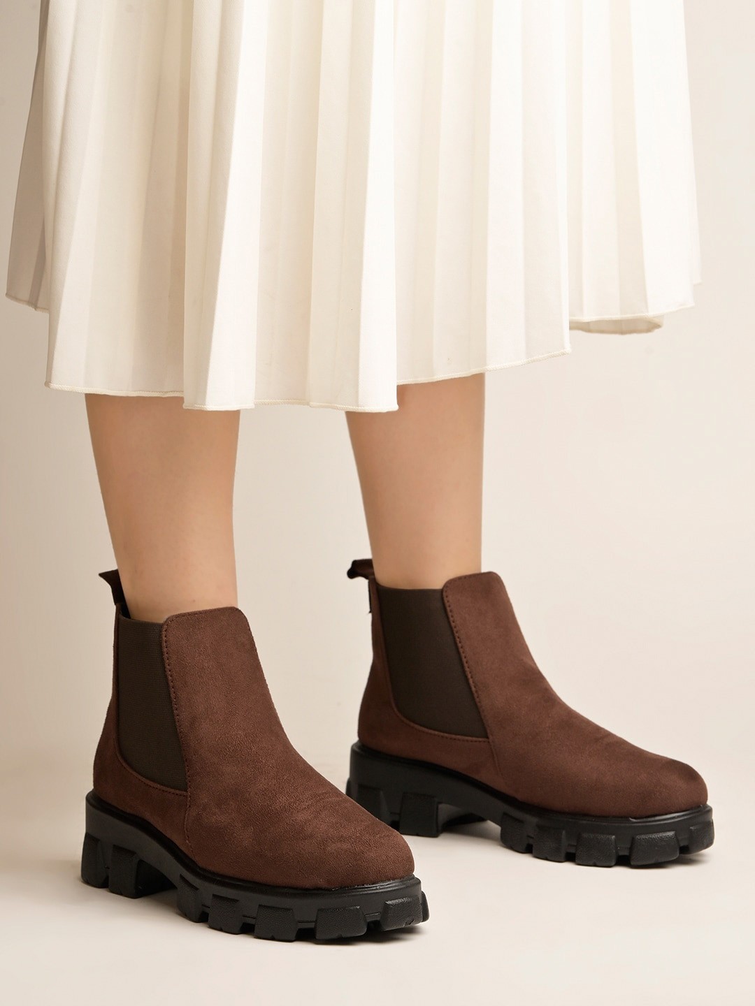 

Shoetopia Girls Mid-Top Block Heel Boots, Brown