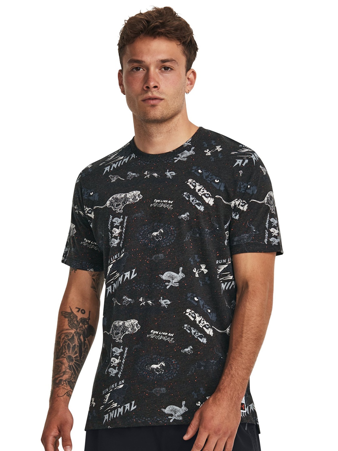 

UNDER ARMOUR UA Run Like An Animal Printed Slim-Fit T-Shirt, Black