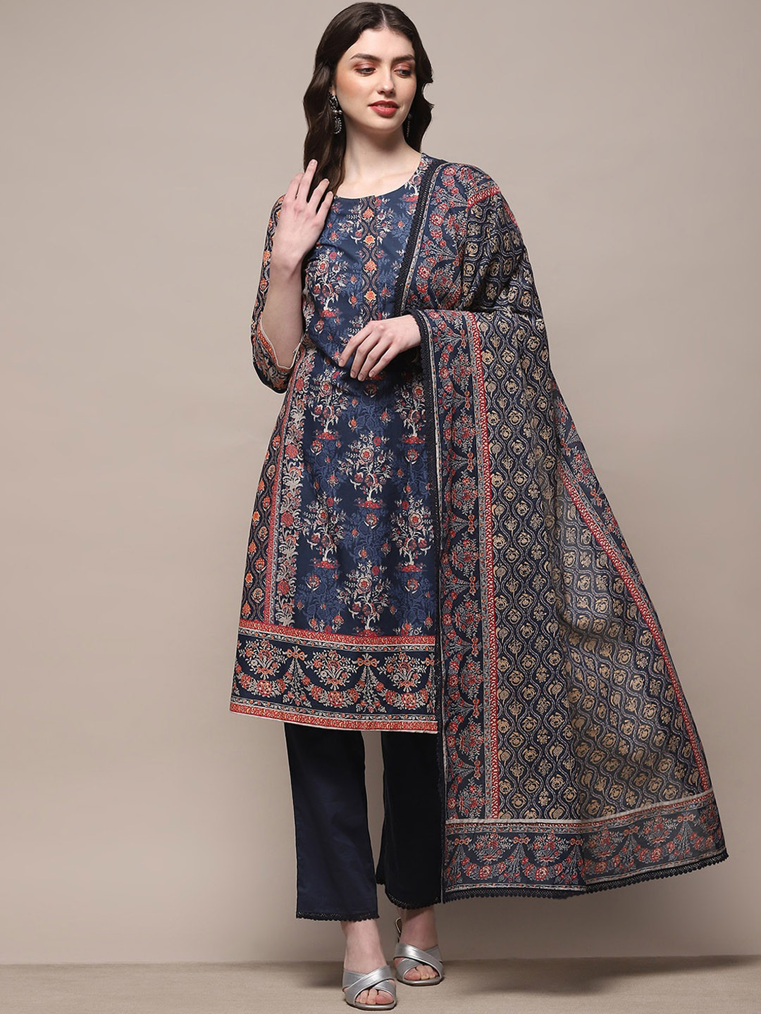 

Biba Women Floral Printed Regular Kurta with Trousers & With Dupatta, Blue