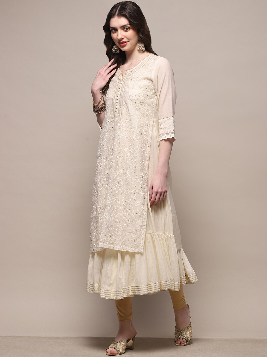 

Biba Women Ethnic Motifs Embroidered Keyhole Neck Gotta Patti Kurta, Beige