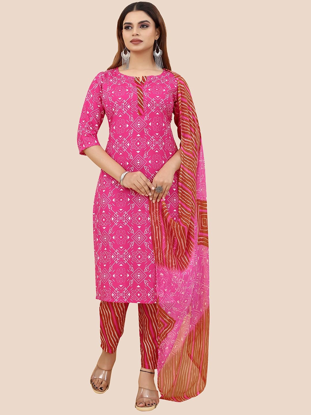 

Kiwie Women Printed Regular Kurta with Trousers & With Dupatta, Pink