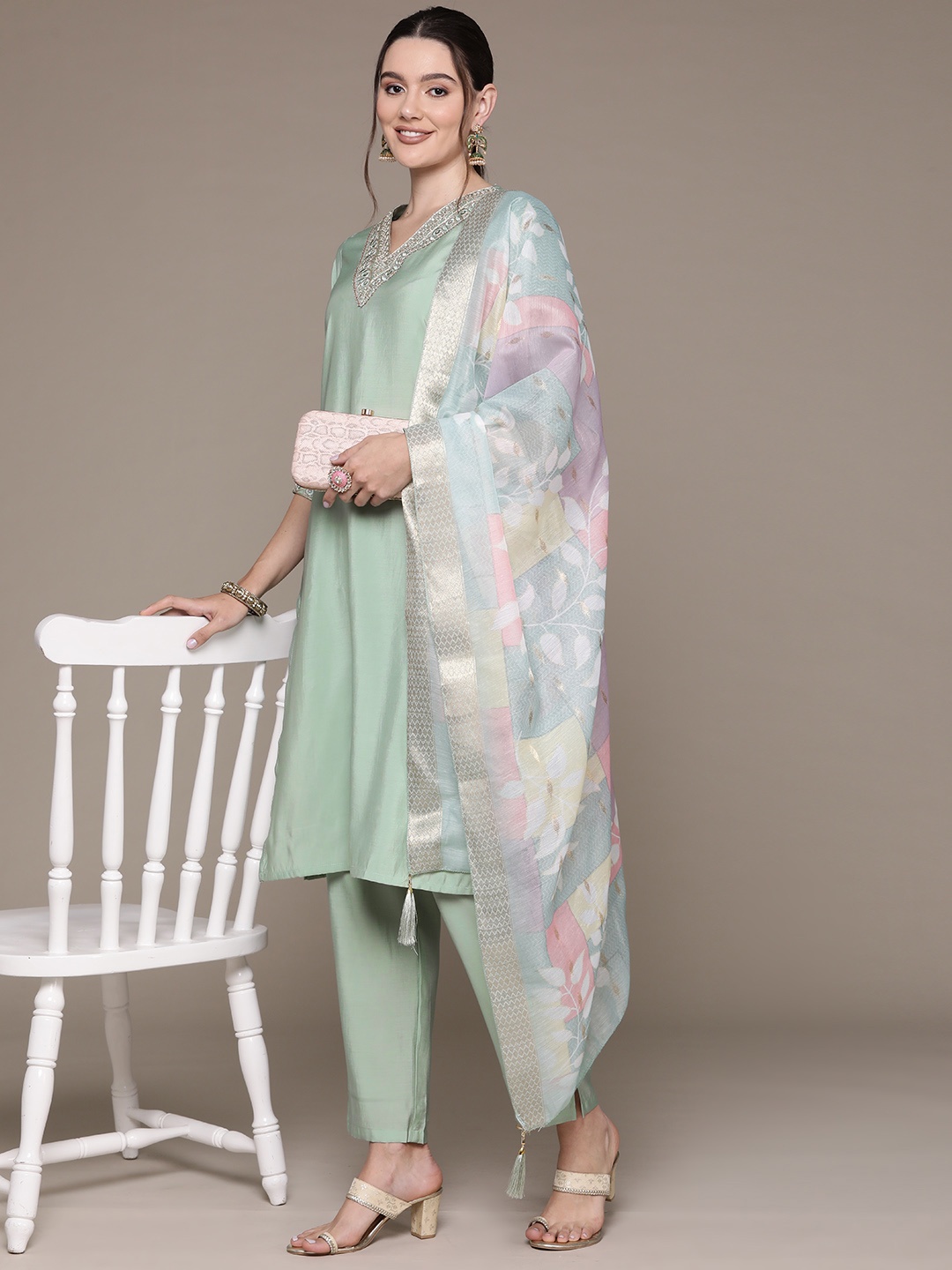 

Readiprint Ethnic Motifs Yoke Design Sequinned Pure Silk Kurta Set, Sea green