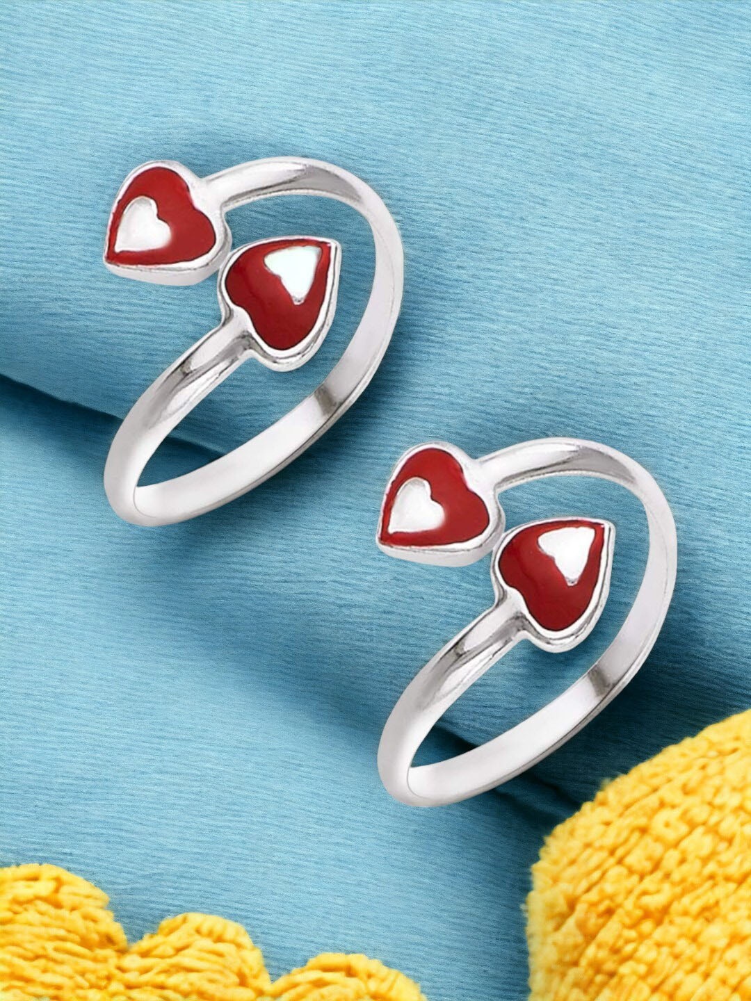 

Taraash Enamelled Toe Rings, Red