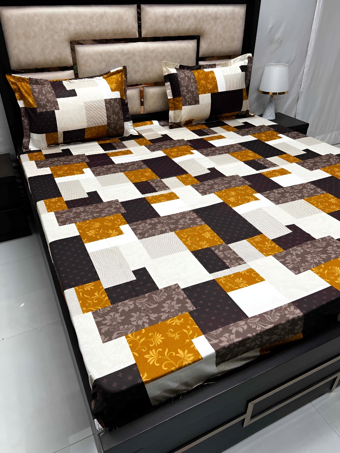 

Pure Decor Brown & Mustard Geometric King Bedsheet with 2 Pillow Covers
