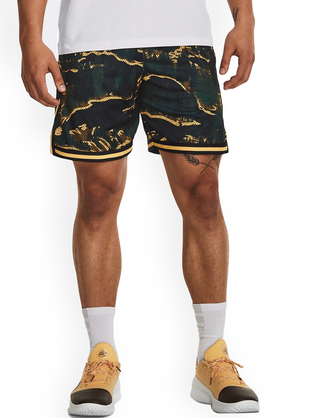 

UNDER ARMOUR UA Curry Men Printed Loose-Fit Shorts, Black