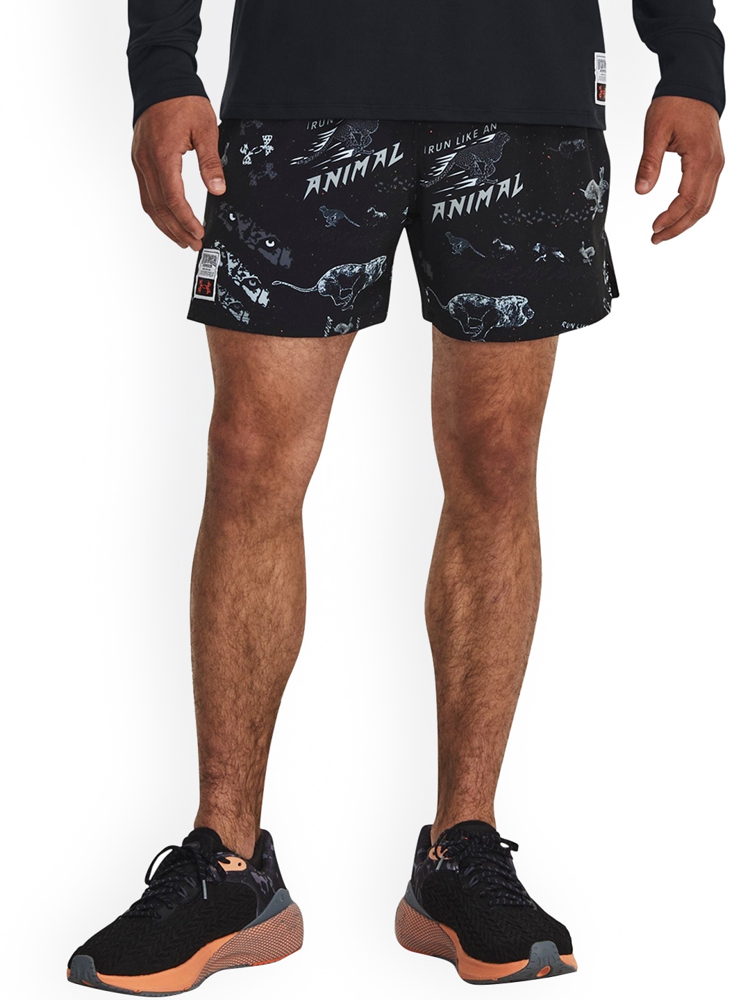 

UNDER ARMOUR UA Run Like A Men Printed Loose-Fit Sporty Shorts, Black