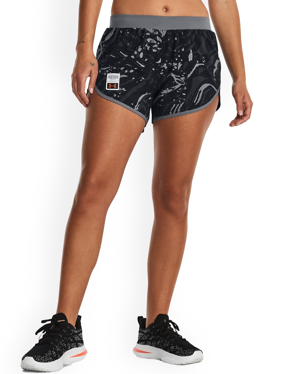 

UNDER ARMOUR UA Run Like Animal Women Printed Loose-Fit Sports Shorts, Black