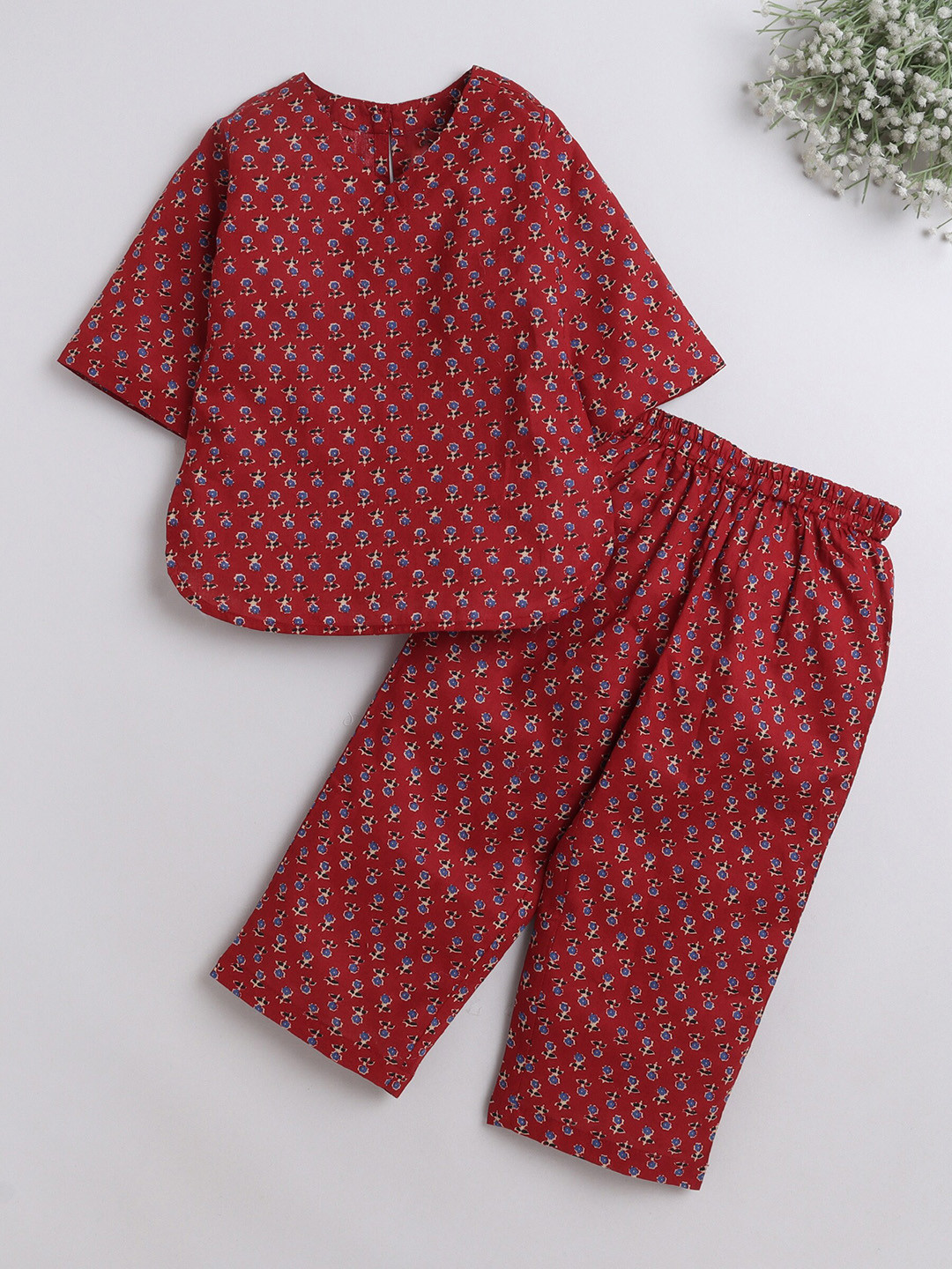 

The Magic Wand Unisex Kids Printed Night suit, Maroon