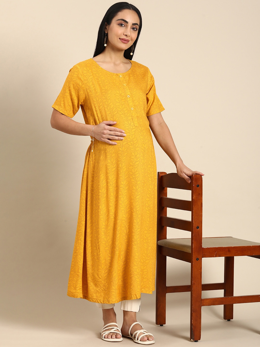 

BAESD Women Floral Printed Maternity A-Line Kurta, Yellow