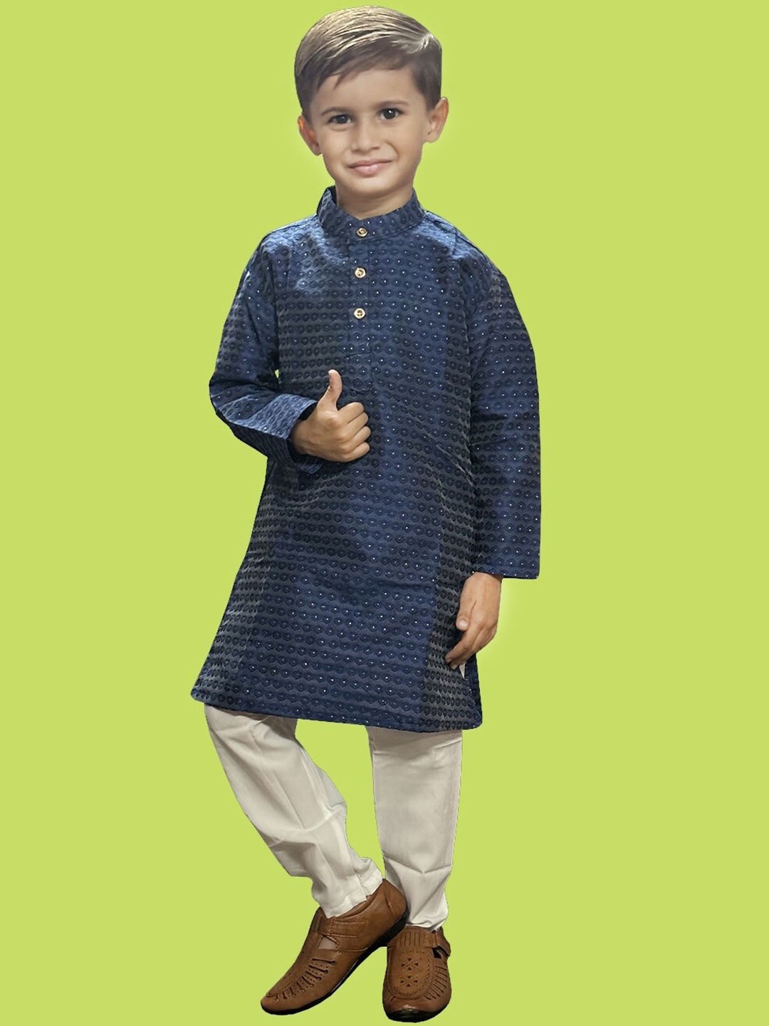 

BAESD Boys Embroidered Regular Thread Work Kurta with Pyjamas, Blue
