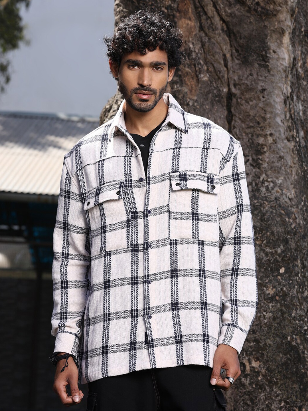 

The Roadster Lifestyle Co Off-White Checked Cotton Oversized-Fit Casual Shirts