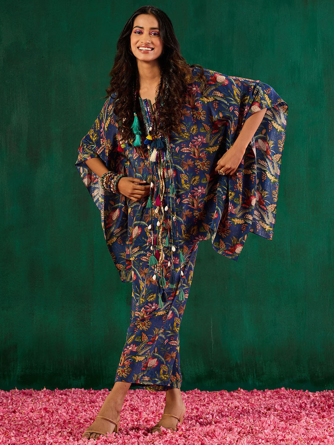 

Gajra Gang Women Floral Printed Regular Kurta with Trousers, Blue