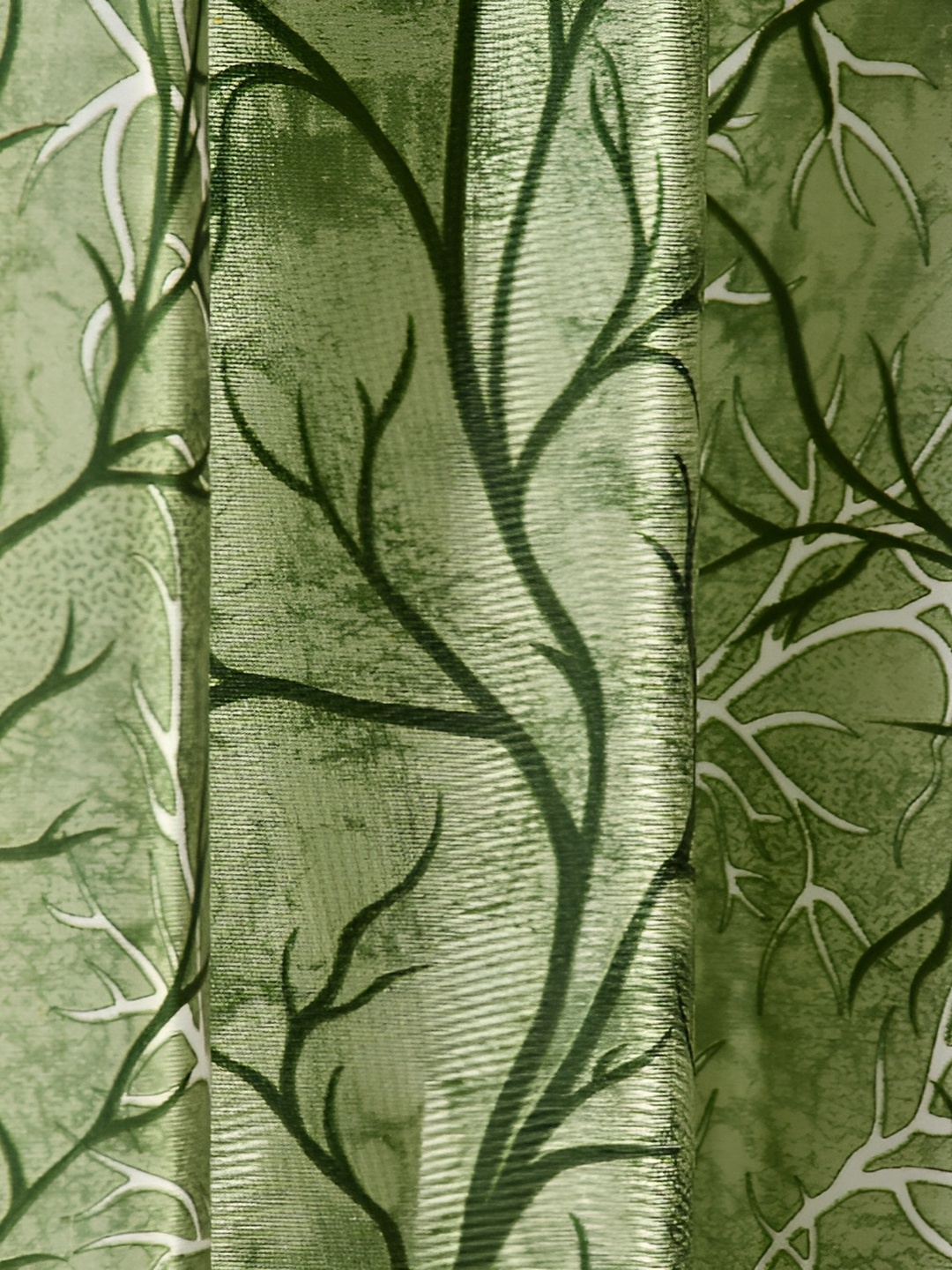 

Galaxy Home Decor Green Set of 2 Floral Room Darkening Window Curtain