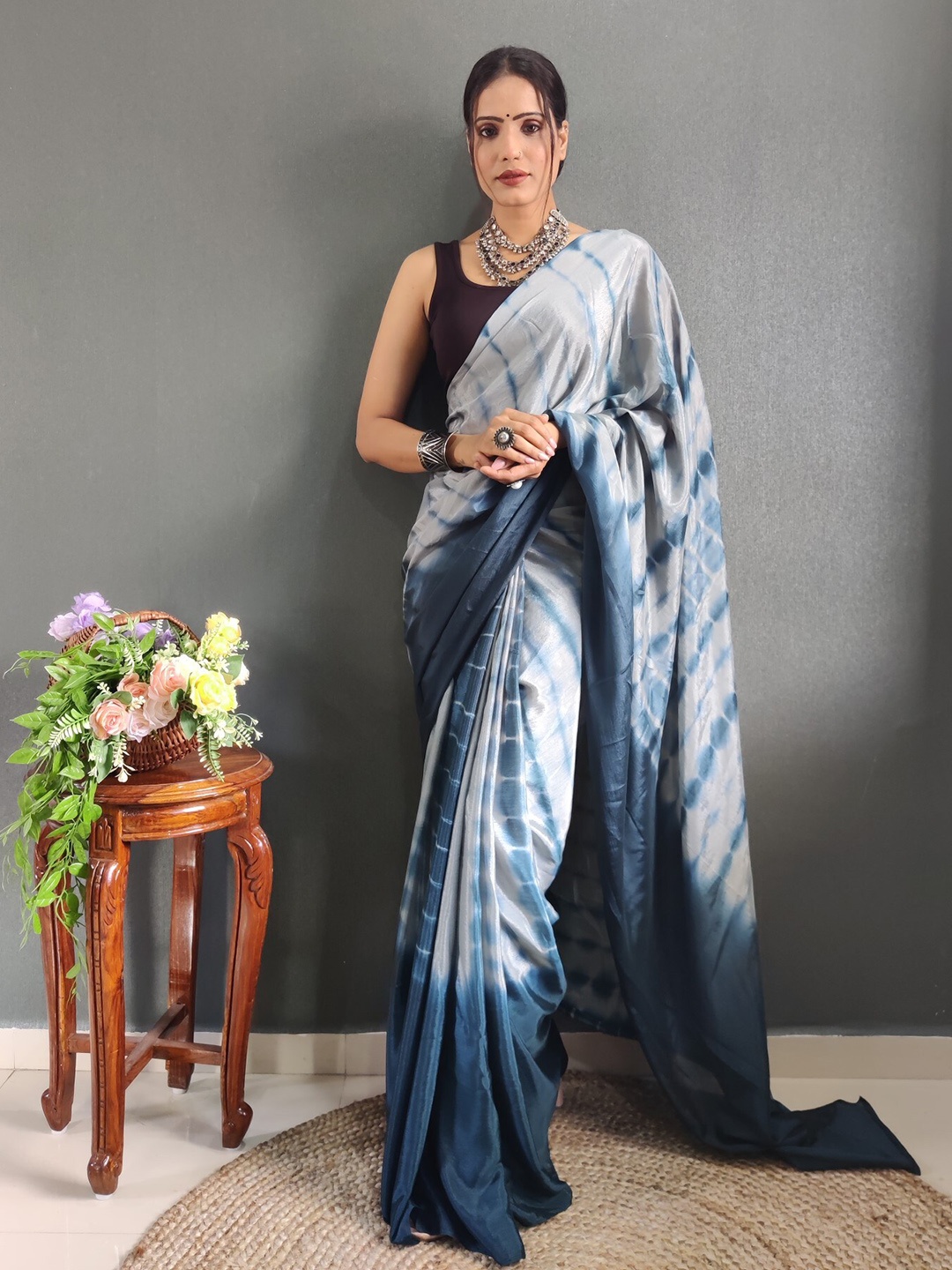 

LeeliPeeri Designer Ombre Ready To Wear Saree, Blue