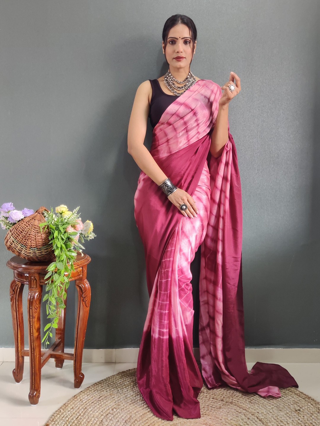 

LeeliPeeri Designer Ombre Ready To Wear Saree, Magenta