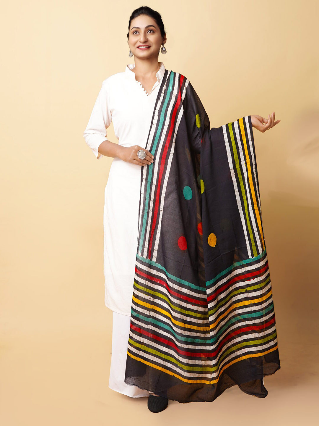 

Unnati Silks Ethnic Motifs Printed Pure Cotton Batik Dupatta, Black