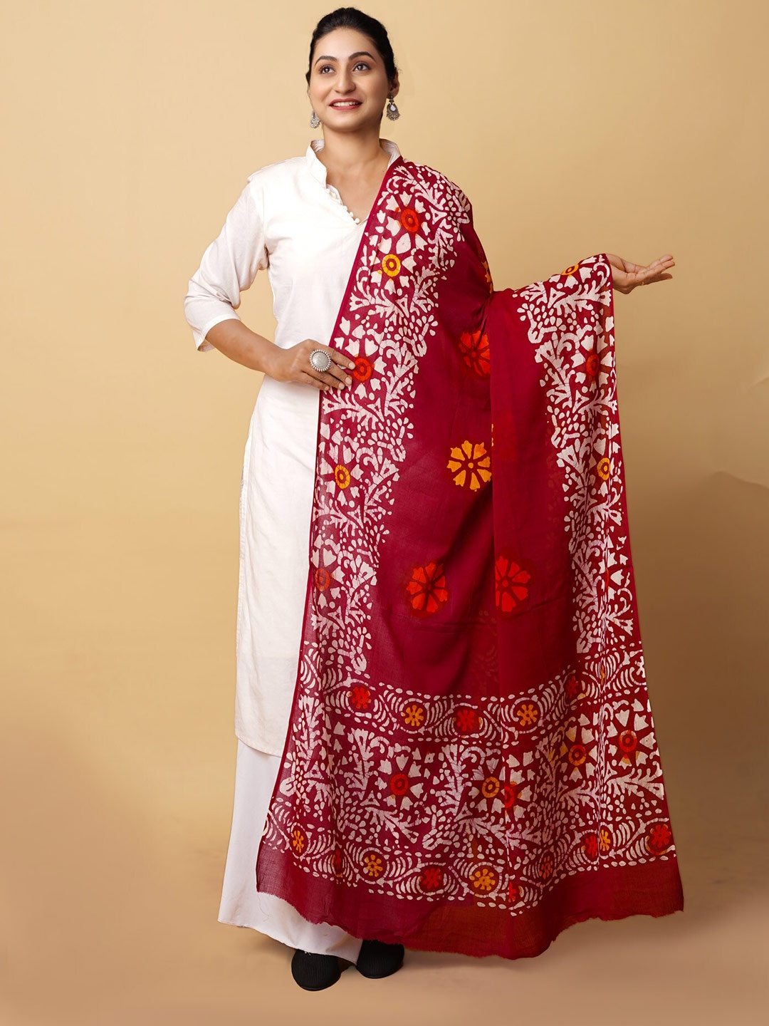

Unnati Silks Ethnic Motifs Printed Pure Cotton Batik Dupatta, Maroon
