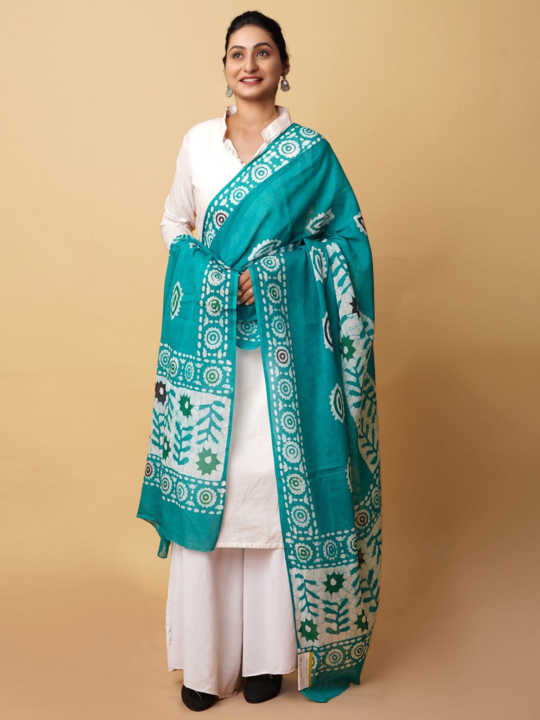 

Unnati Silks Ethnic Motifs Printed Pure Cotton Batik Dupatta, Green