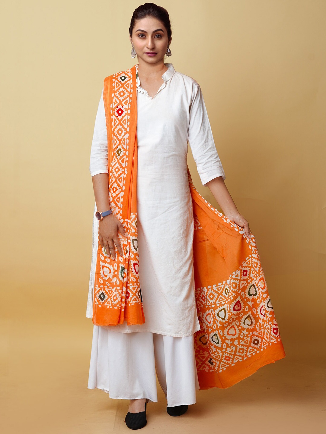 

Unnati Silks Ethnic Motifs Printed Pure Cotton Batik Dupatta, Orange