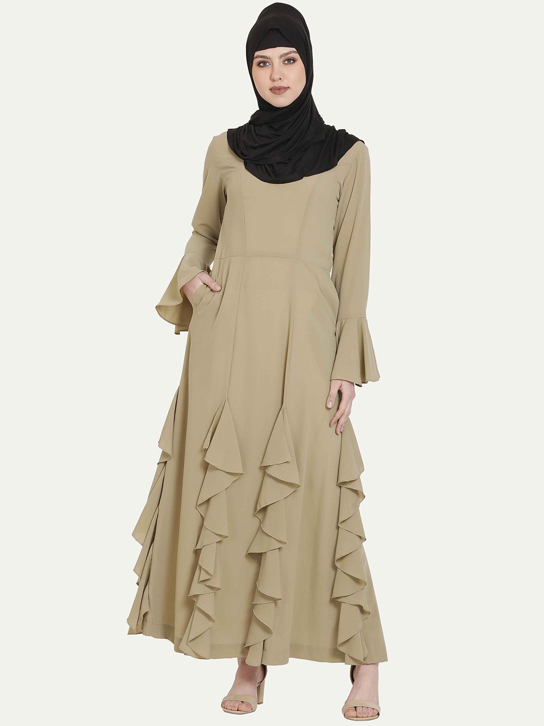 

MOMIN LIBAS Round Neck Ruffled Detail Abaya, Beige