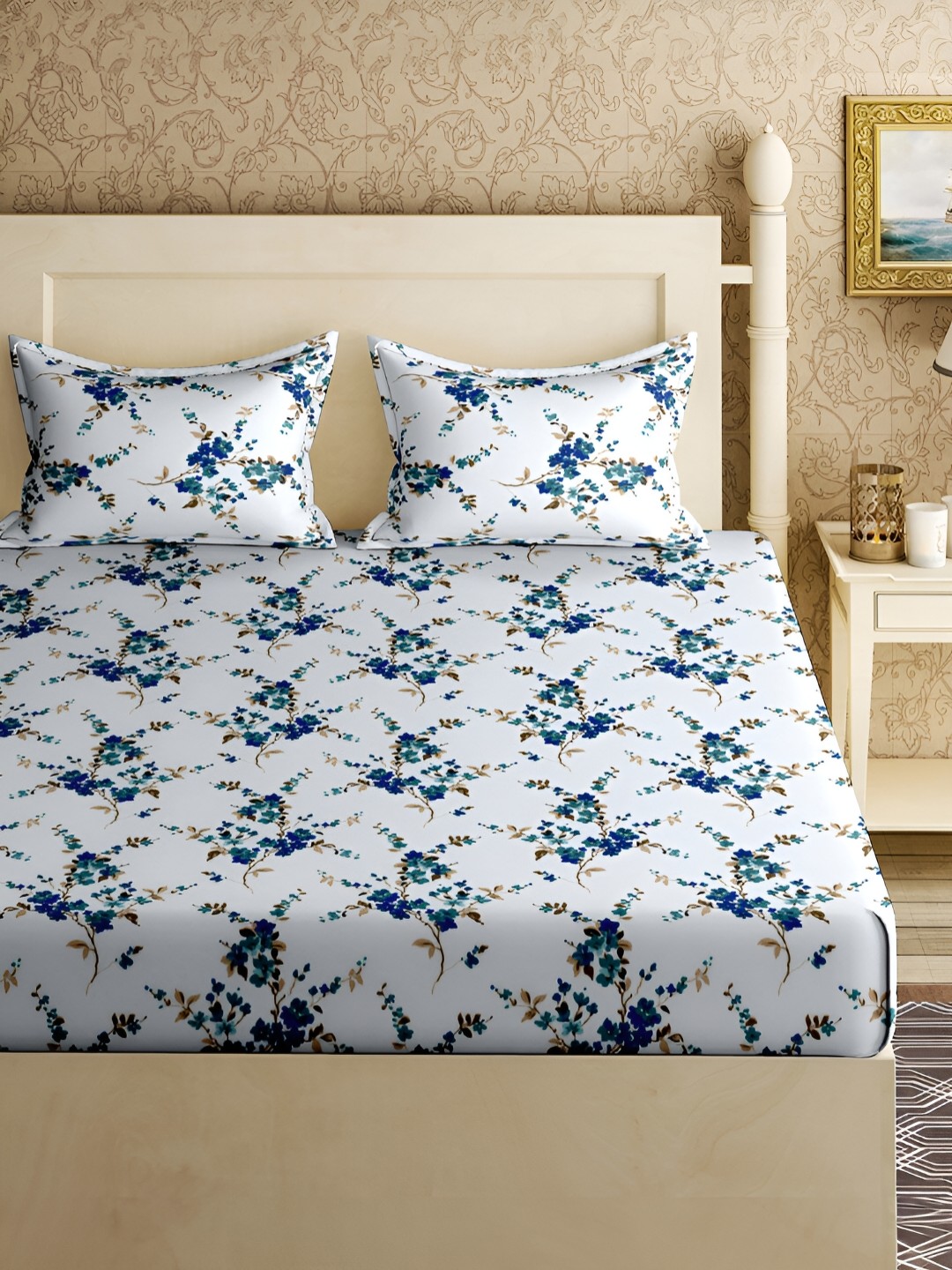 Aura Blue & White Floral 180 TC King Bedsheet with 2 Pillow Covers